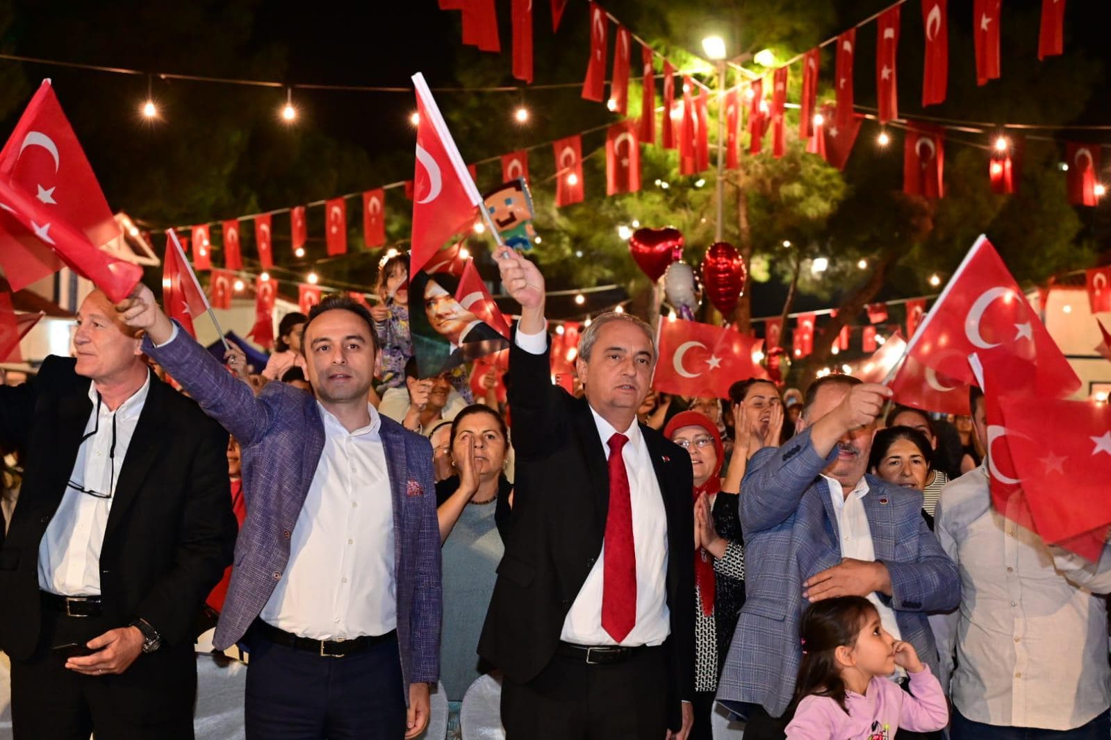 Dokuma Park’ta Cumhuriyet coşkusu