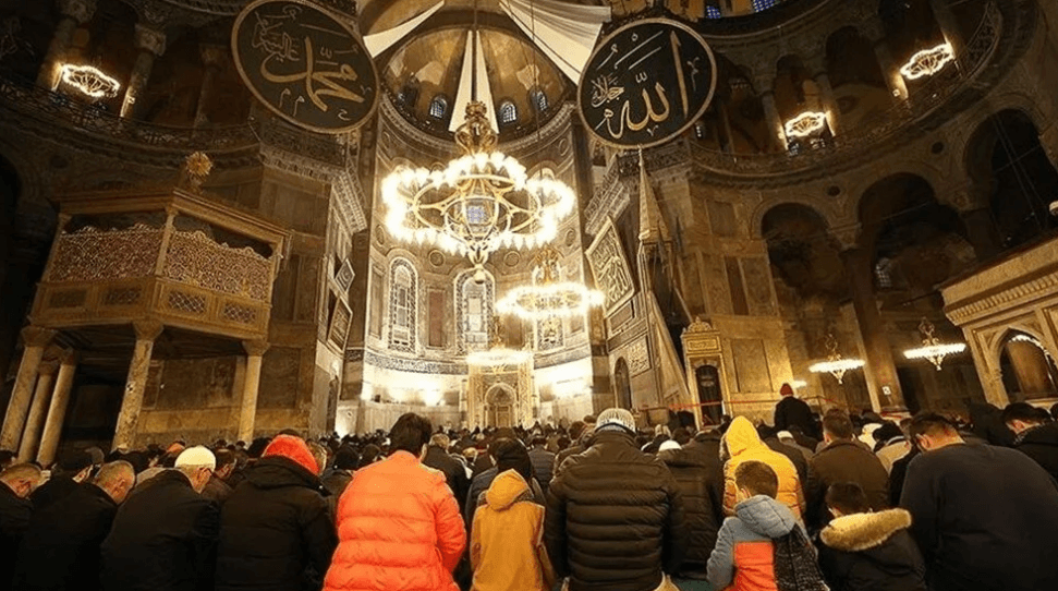 2025 Üç aylar ne zaman başlıyor?