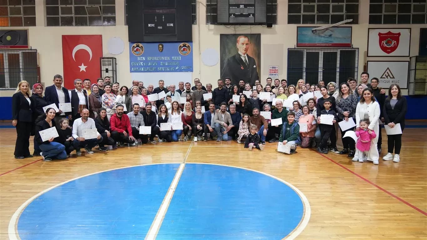 Alanya Belediyesi ve ALSAV iş birliğinde Zeybek kurslarının üçüncü dönemi başlıyor