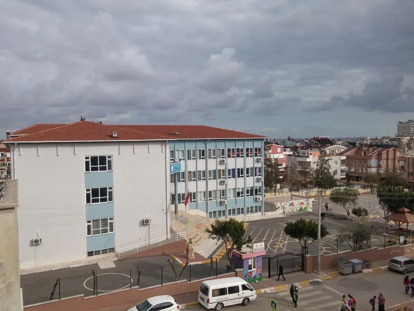 Kepez Prof. İhsan Koz İlkokulu nerede? Adres, telefon ve okul bilgileri