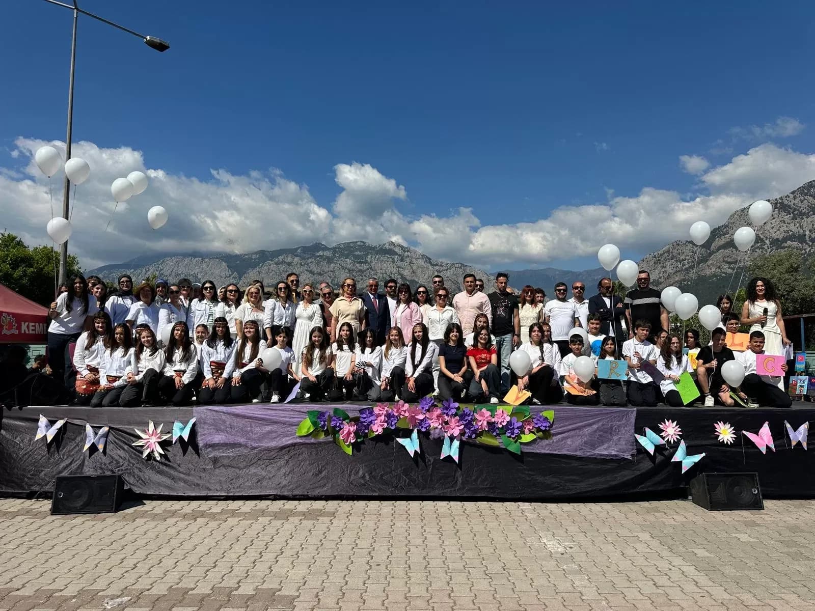 Kemer'de Hıdırellez etkinliği düzenlendi