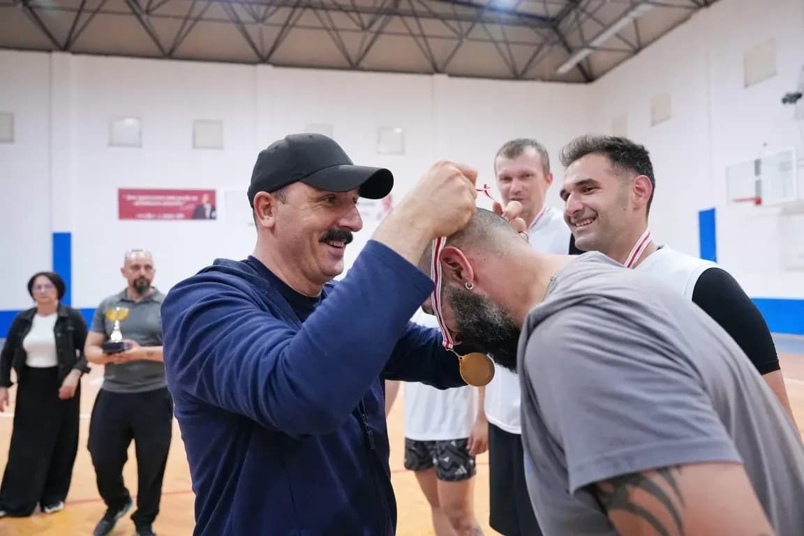 Konyaaltı'nda 19 Mayıs'a özel basketbol turnuvası sona erdi