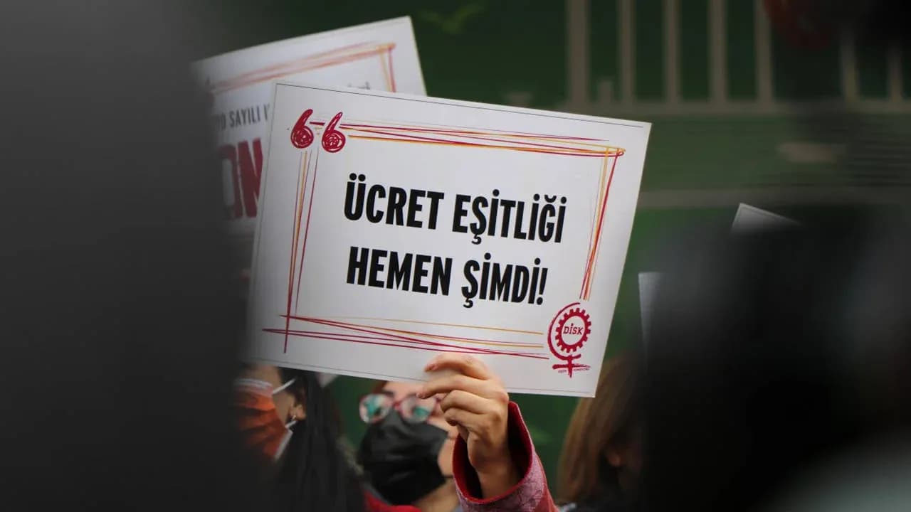 ücret eşitliği hemen şimdi yazılı görsel