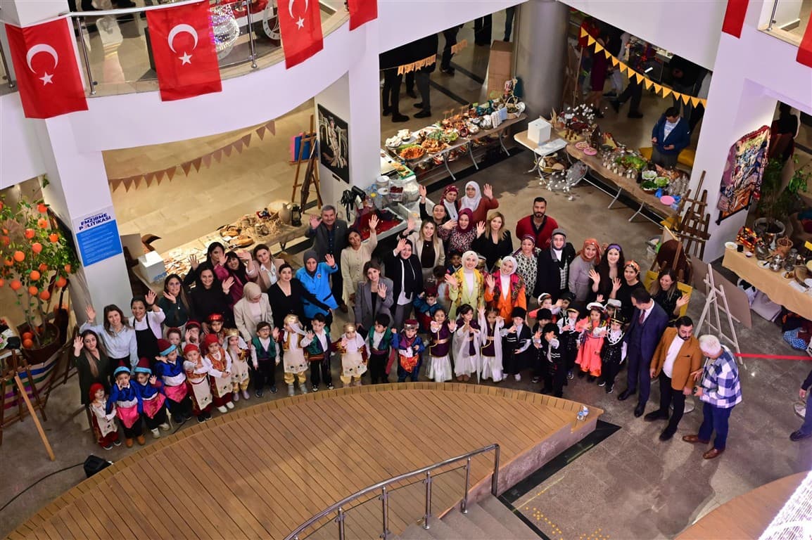 Nasreddin Hoca Kreş ve Gündüz Bakım Evi’nde Yerli Malı Haftası’nda Türkiye’yi yedi Bölge ve 81 iliyle tanıttılar