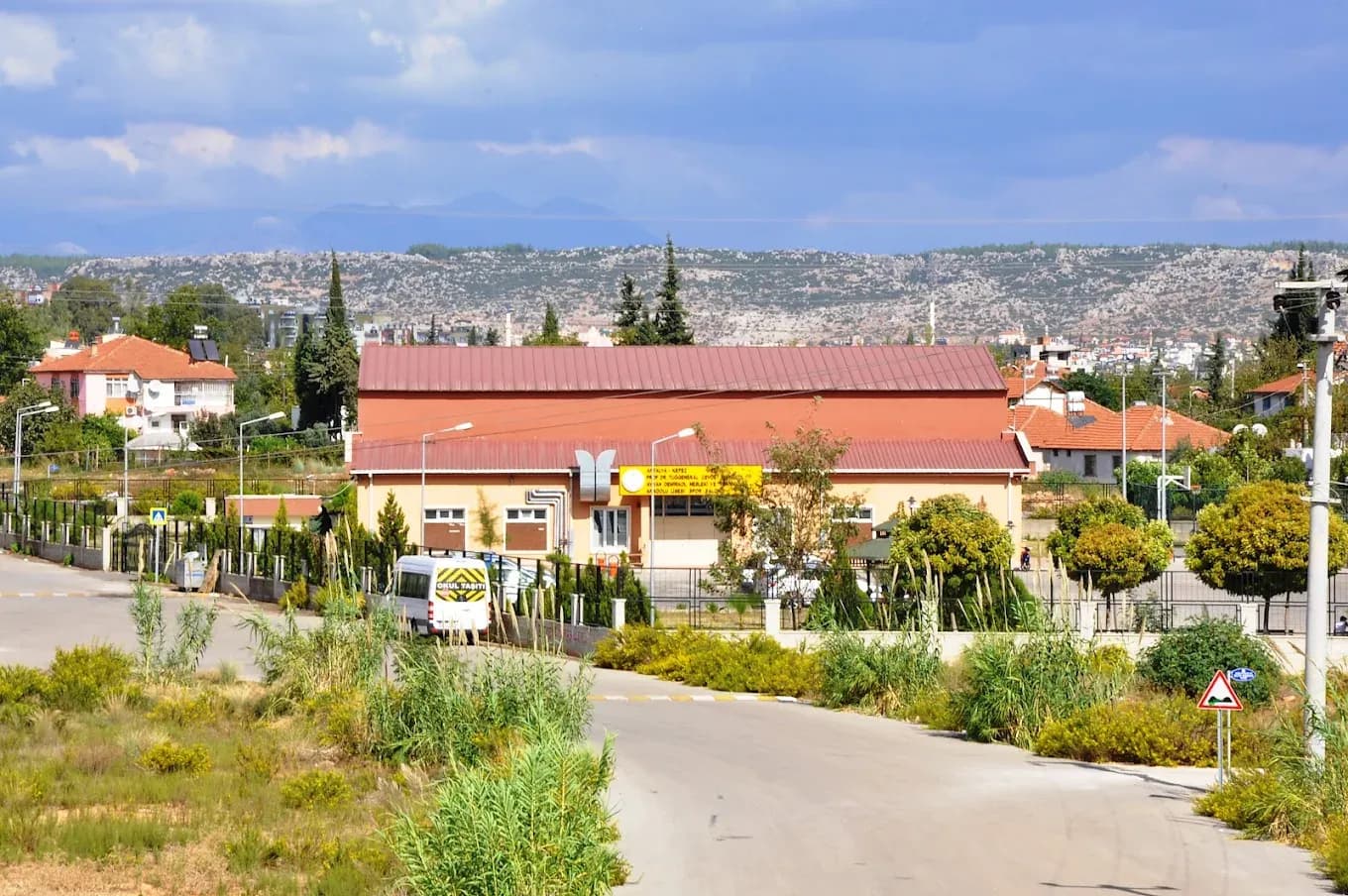 Kepez Dr. Tuğgeneral Cevdet Demirkol Ayhan Demirkol Mesleki ve Teknik Anadolu Lisesi