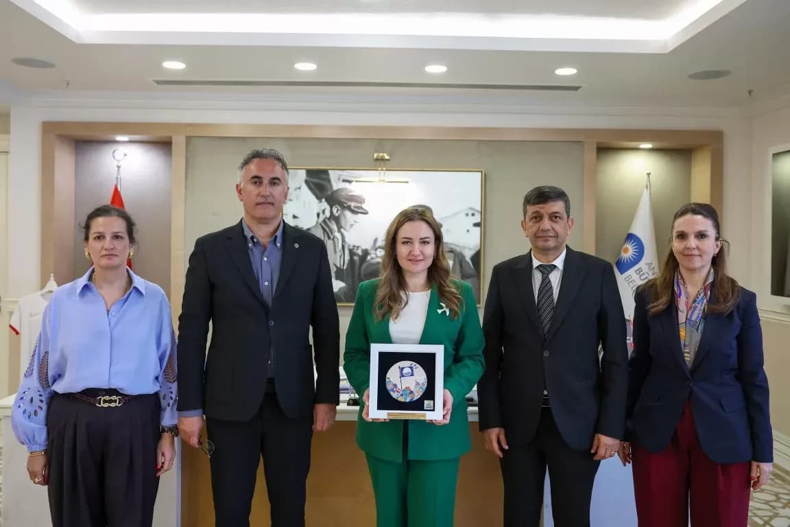 Antalya Büyükşehir Belediyesi 32'nci çevre ödülünü aldı