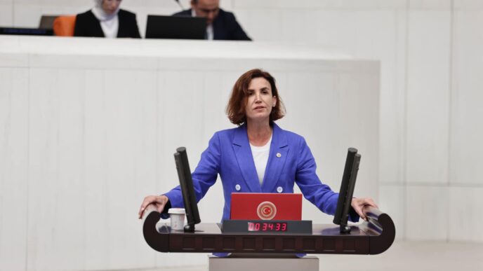 CHP’li Aliye Çoşar