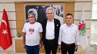 Kepez Belediye Başkanı Mesut Kocagöz,