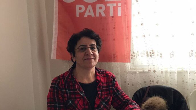 SOL Parti Antalya İl Başkanı Aysel Aydın