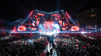 Antalya Cumhuriyet kutlaması