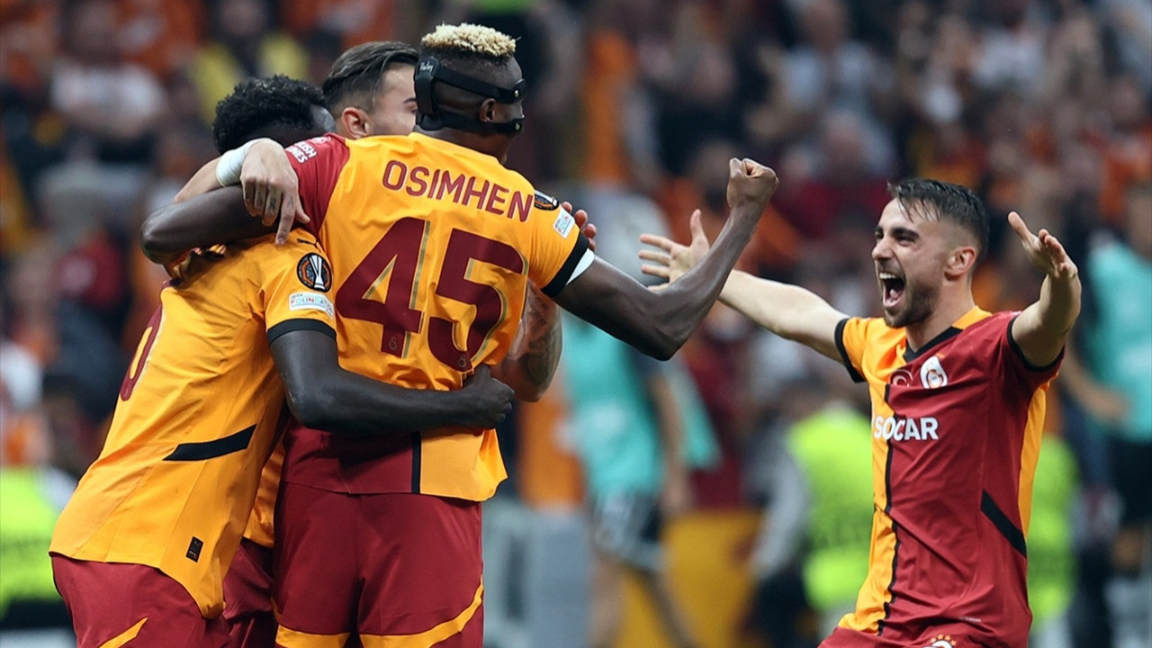 Rigas FS Galatasaray muhtemel 11