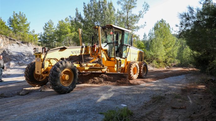 Alanya Belediyesi yol çalışması