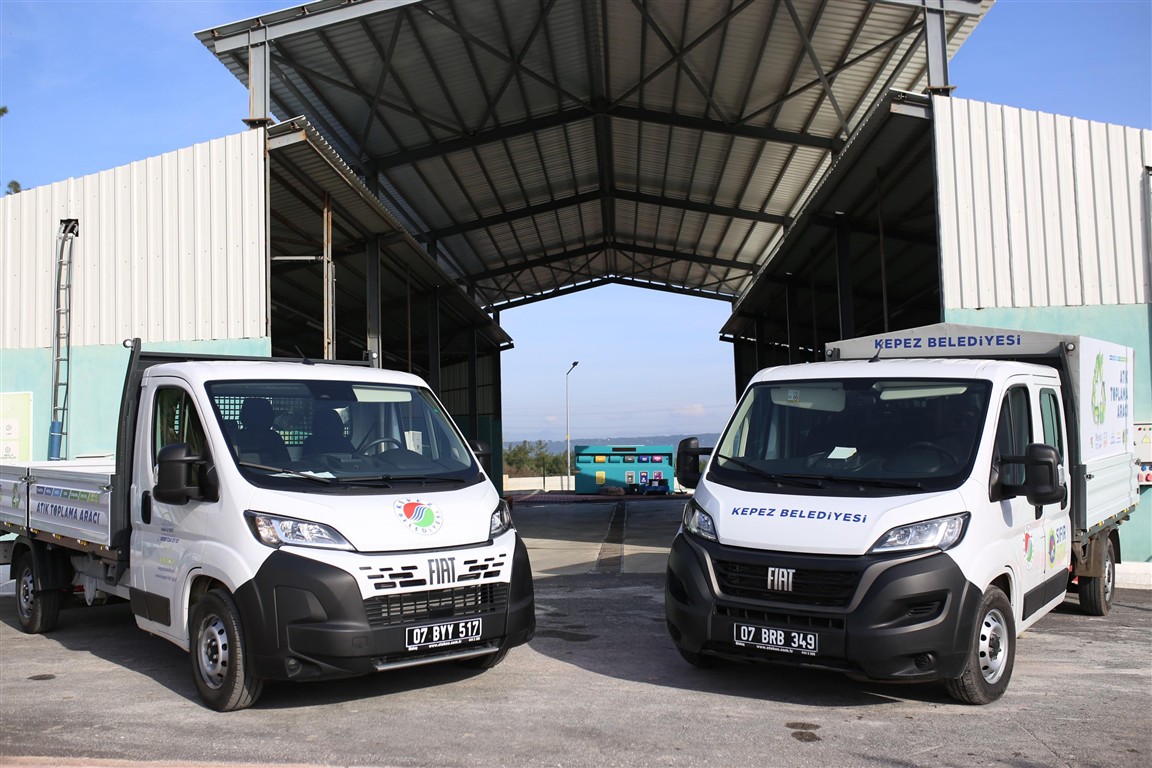 Kepez belediyesi iki araç