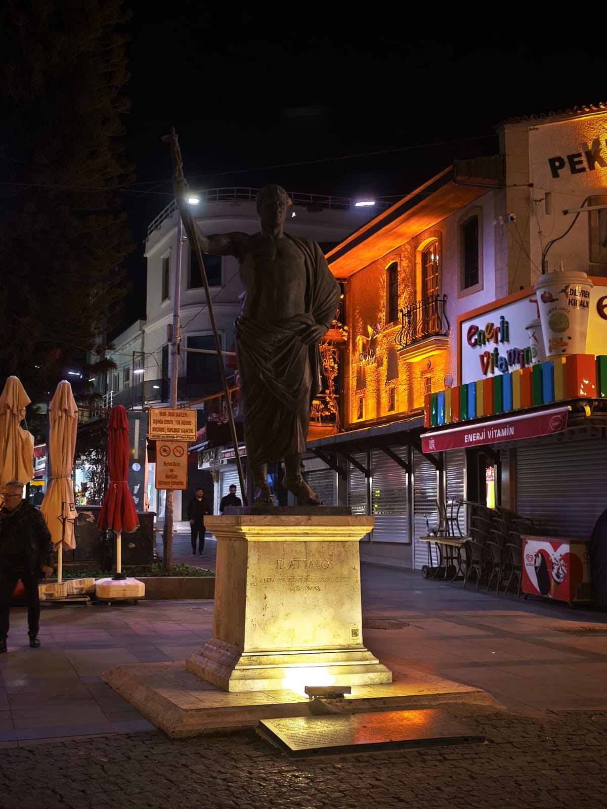 II. Attalos Heykeli