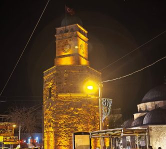 Antalya Saat Kulesi nerede