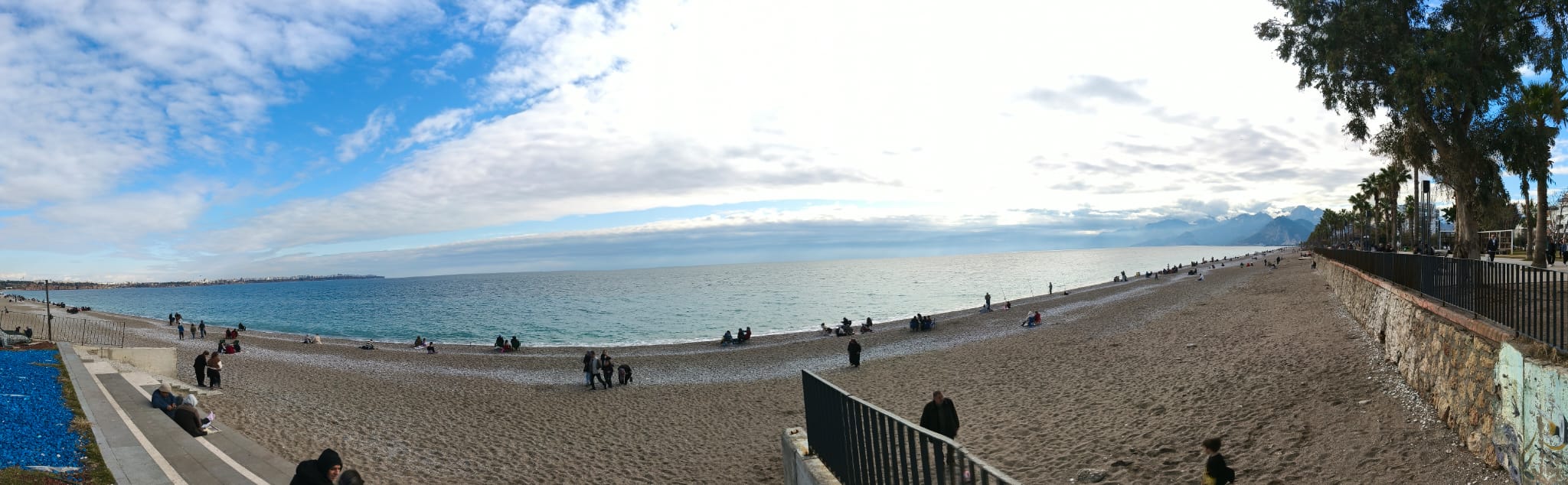 Ücretsiz Konyaaltı sahili 