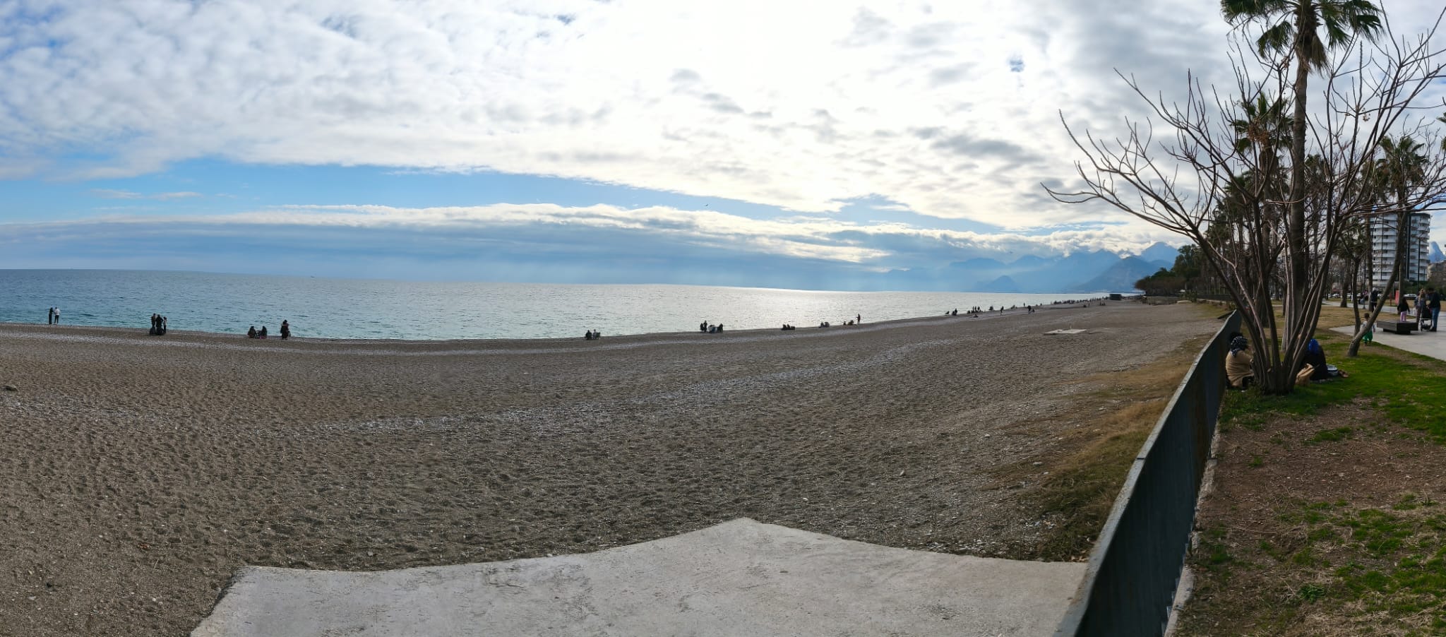 Ücretsiz Konyaaltı sahili 