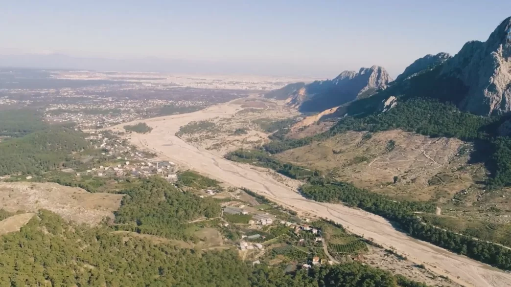 Geyikbayırı Yaşam Platformu kalker ocağı