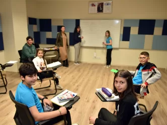 Mimar Sinan Akademi’de yabancı dil