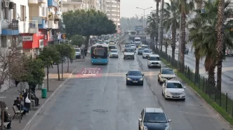 trafikte otobüslere özel şerit