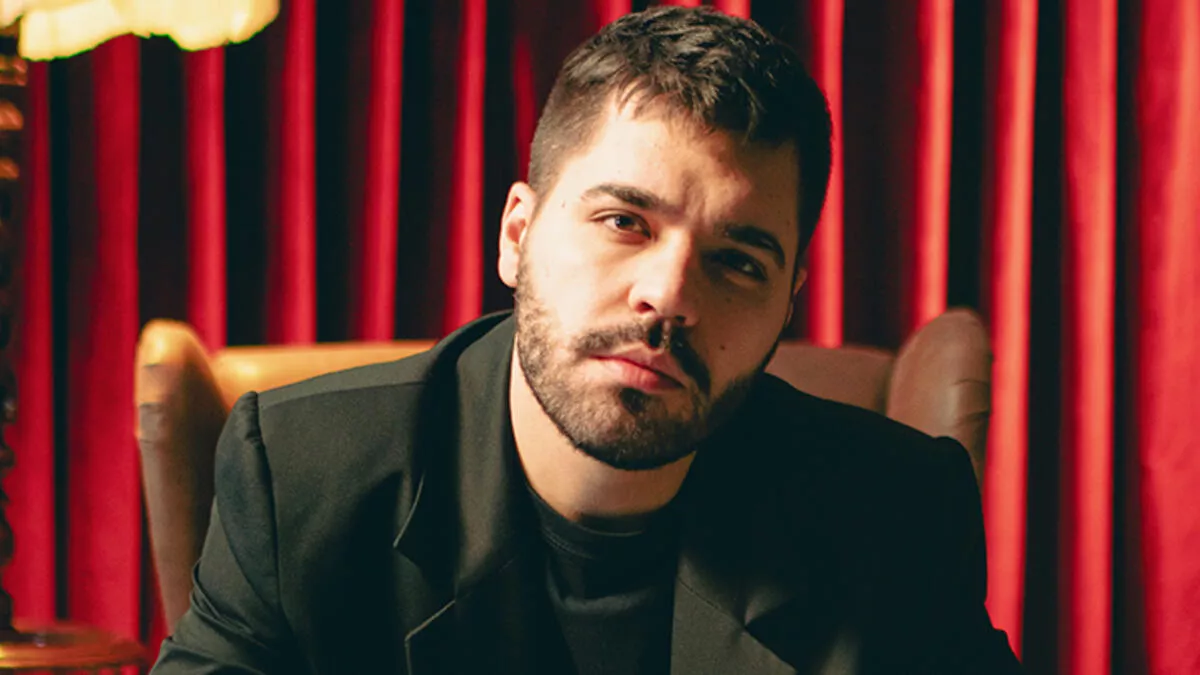 Emir Can İğrek Antalya Konseri