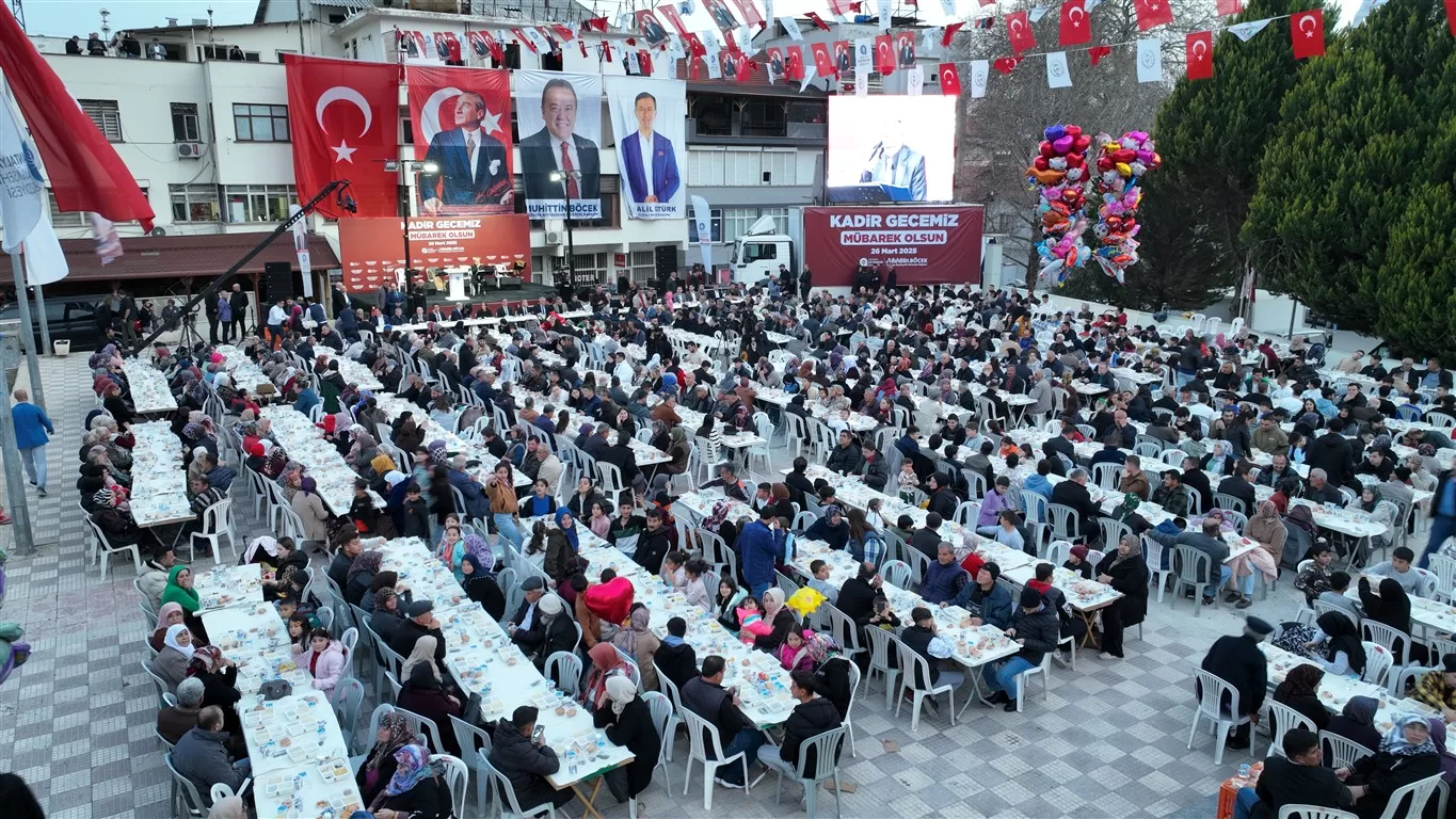 Muhittin Böcek Kadir Gecesi