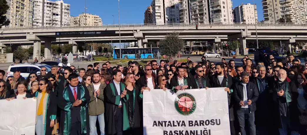 Antalya barosu basın açıklaması