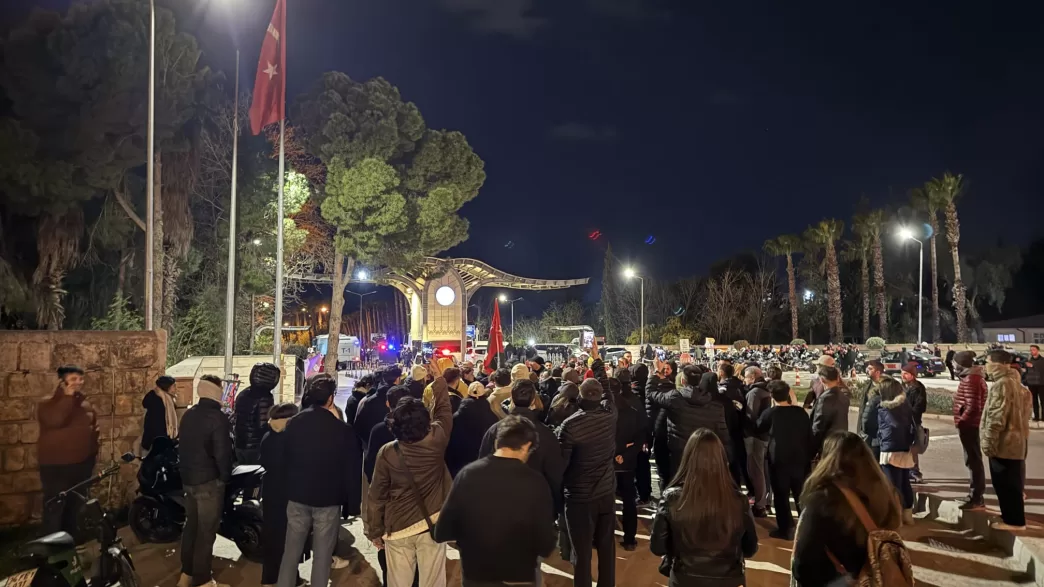 akdeniz üniversitesi tutuklama