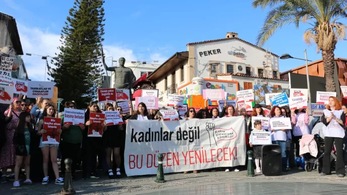 Antalya KDK 8 Mart