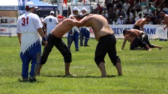 kumluca Yağlı Güreşleri yarı final