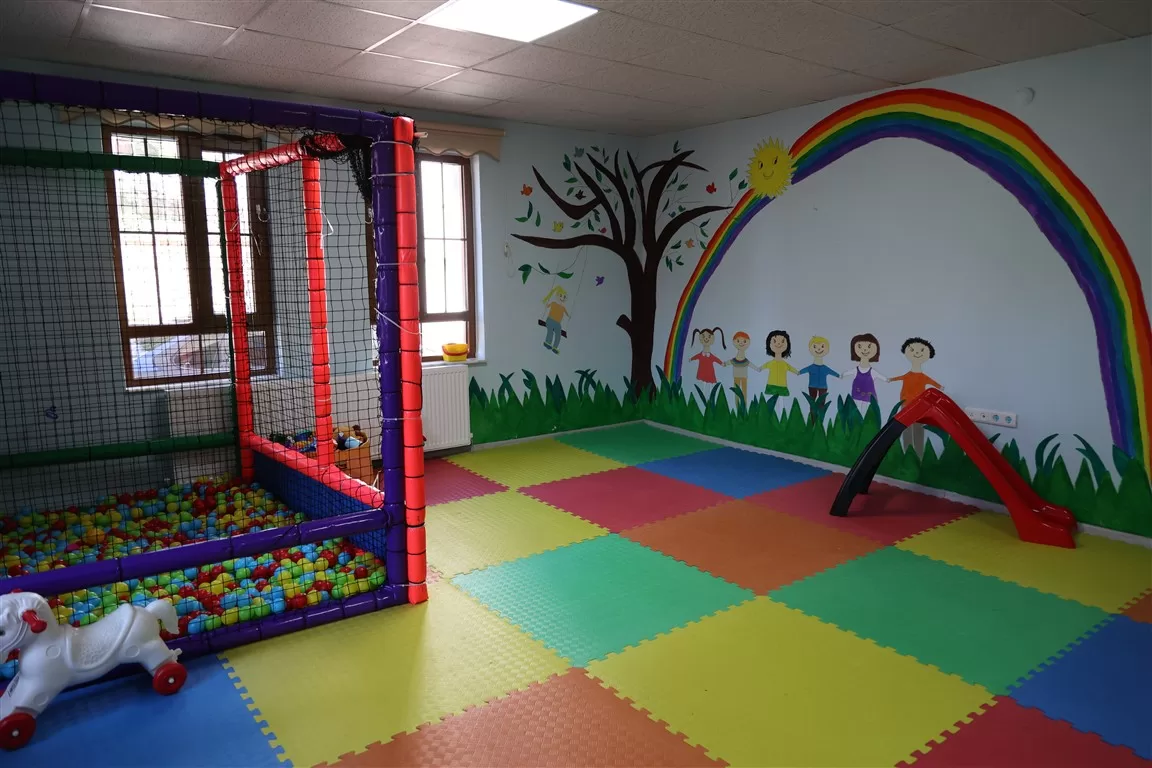 akseki büyükşehir kreşi