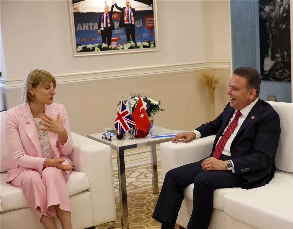  Birleşik Krallık Türkiye Büyükelçisi Jill Morris 