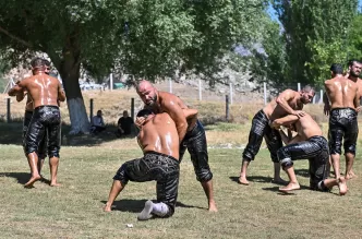 2026 yağlı güreş takvimi Kırkpınar 2026 tarihi Türkiye yağlı güreş ligi Antalya yağlı güreşleri 2026 başpehlivan güreş programı