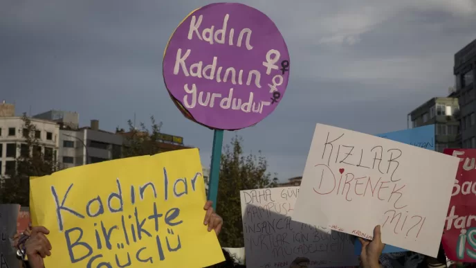 antalya kadın dayanışması