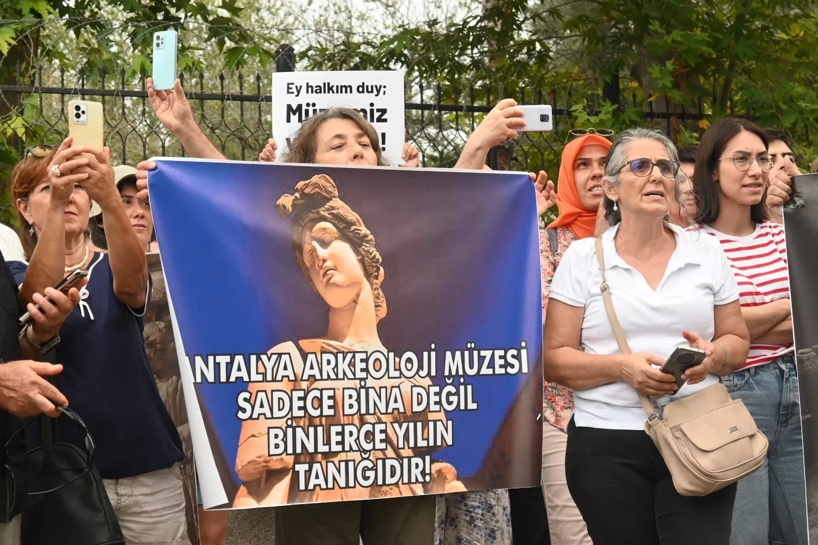 Antalya Arkeoloji Müzesi yıkım
