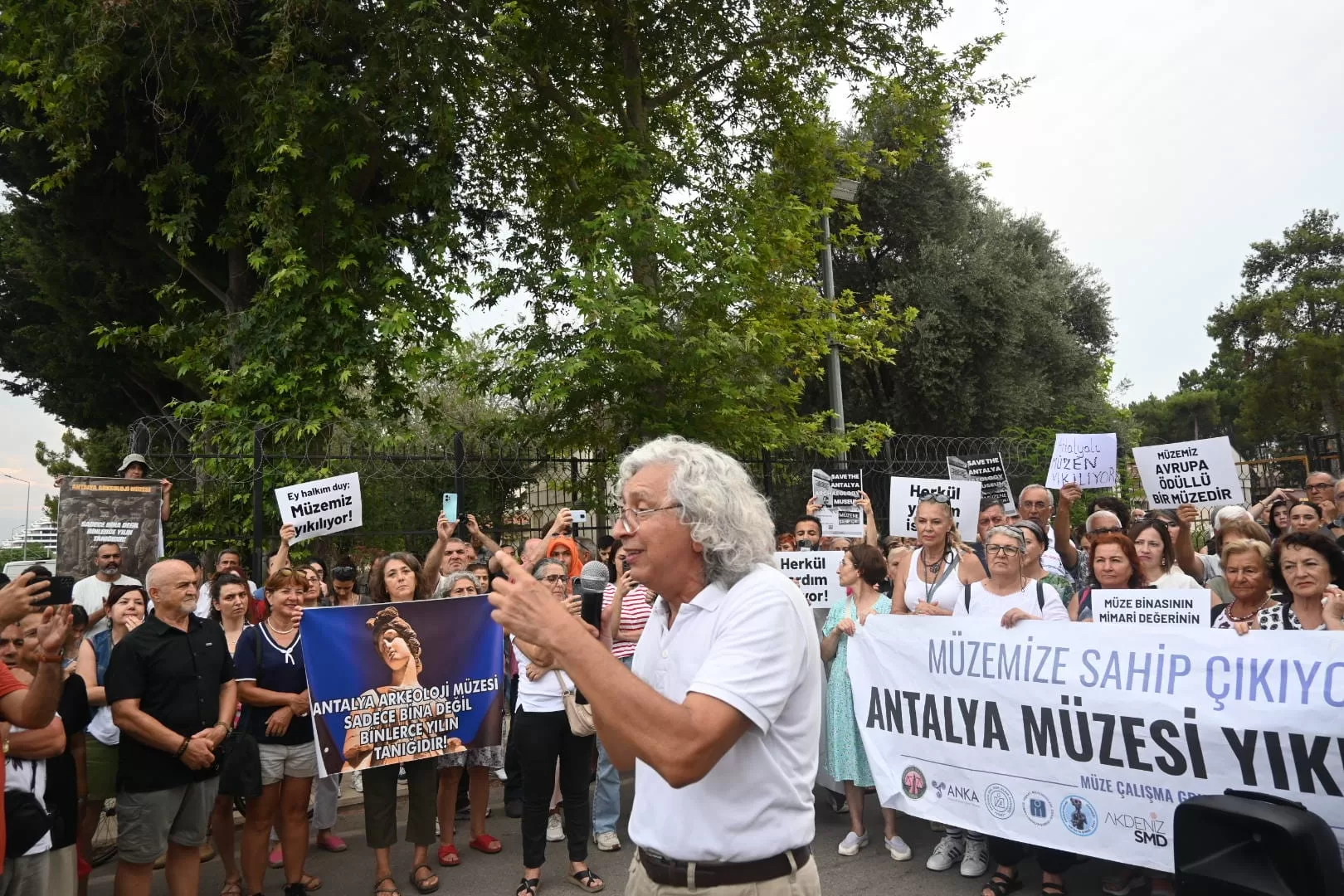 Antalya Arkeoloji Müzesi yıkım