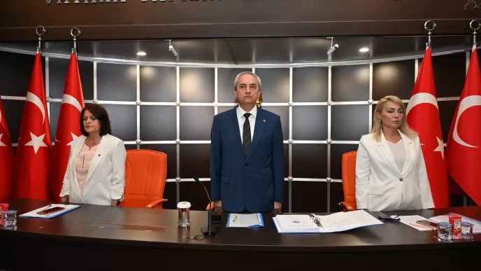 Mesut Kocagöz biyografi