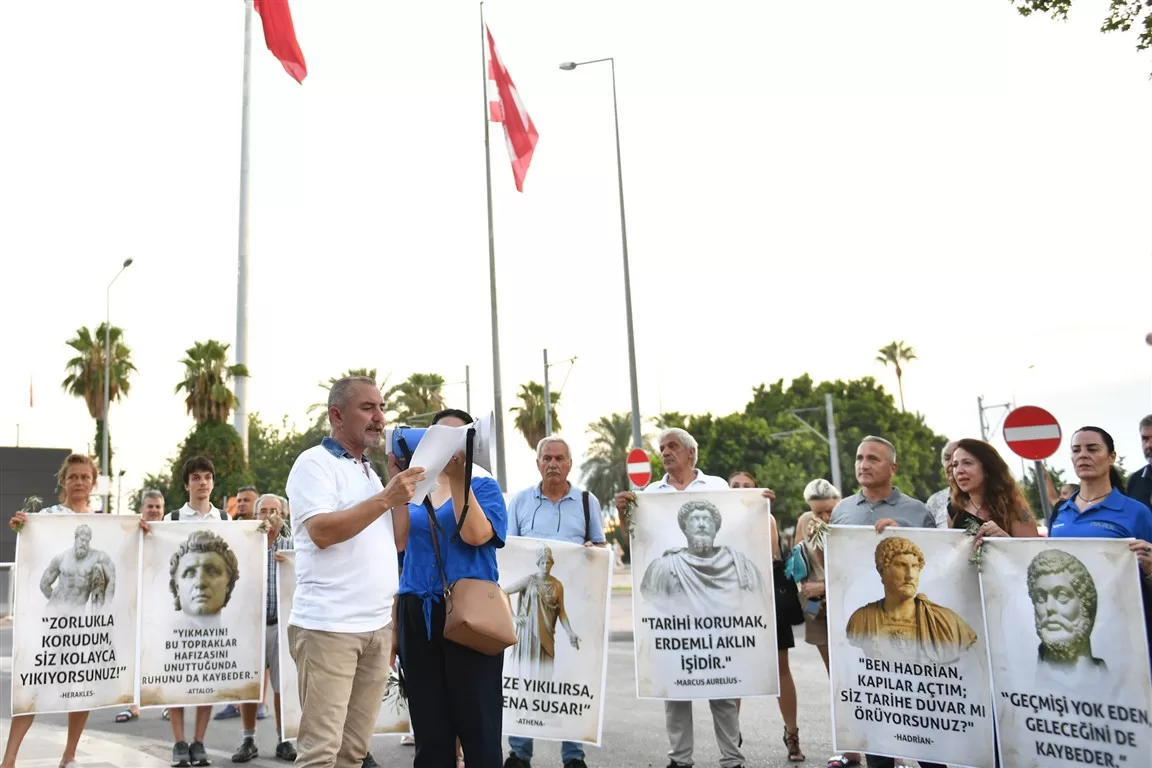 antalya arkeoloji müzesi açıklaması