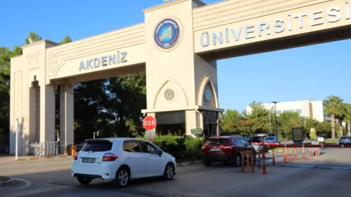 akdeniz üniversitesi özellikleri