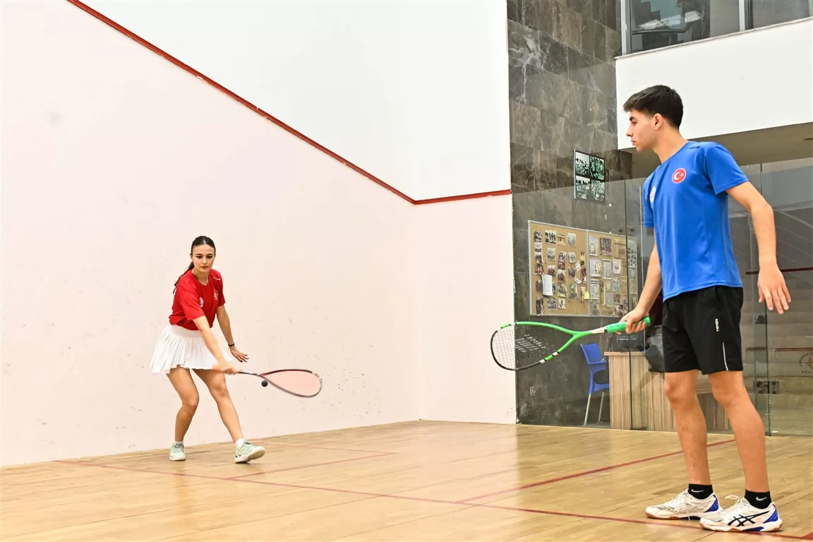 muratpaşa squash takımı