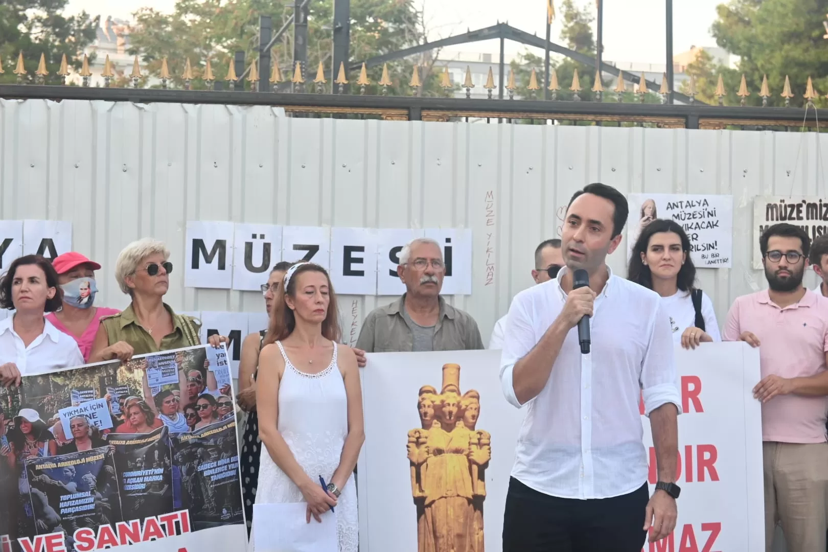 antalya müzesi eylemi