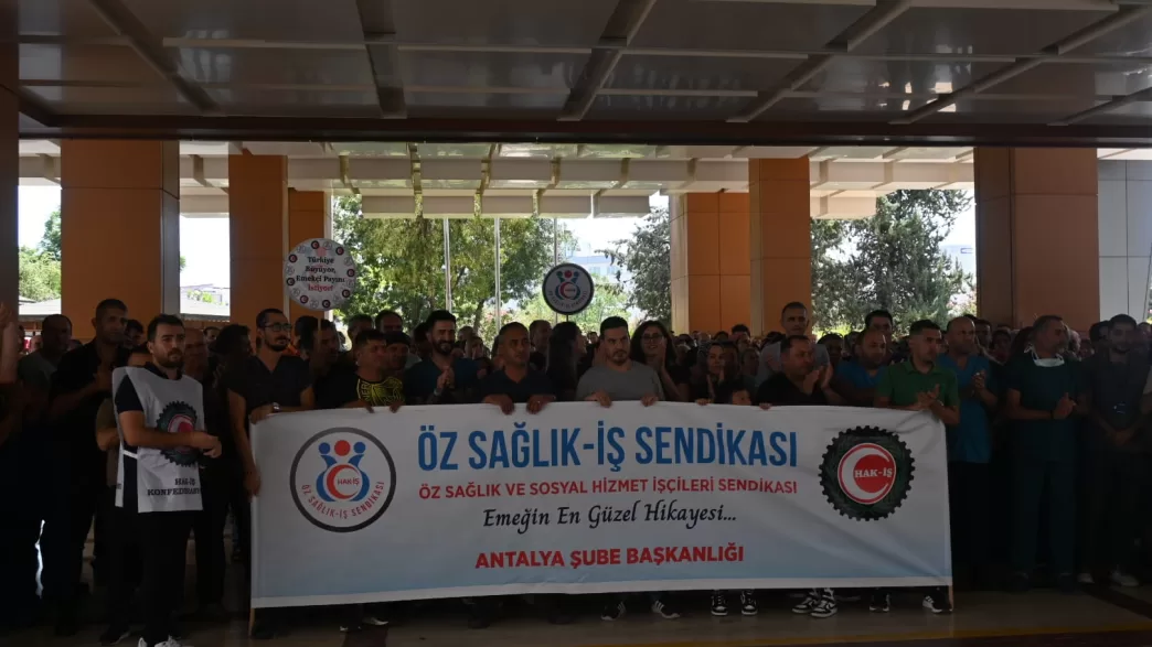 Akdeniz Üniversitesi sağlık işçisi