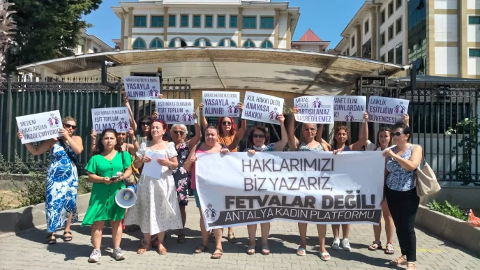 Antalya Kadın Platformu diyanet suç duyurusu