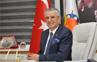 Necati Topaloğlu biyografi