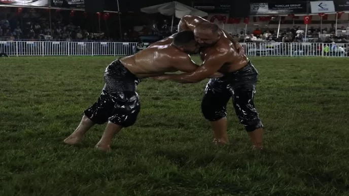 2025 yağlı güreş başpehlivan Antalya başpehlivan istatistik en çok kürsüye çıkan şehirler yağlı güreş sezonu 2025 başpehlivan şehir dağılımı