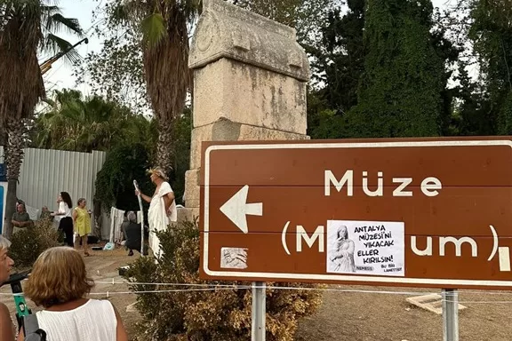 antalya arkeoloji müzesii yıkım süreci