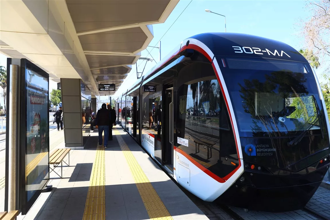 antalya 30 ağustos ücretsiz ulaşım