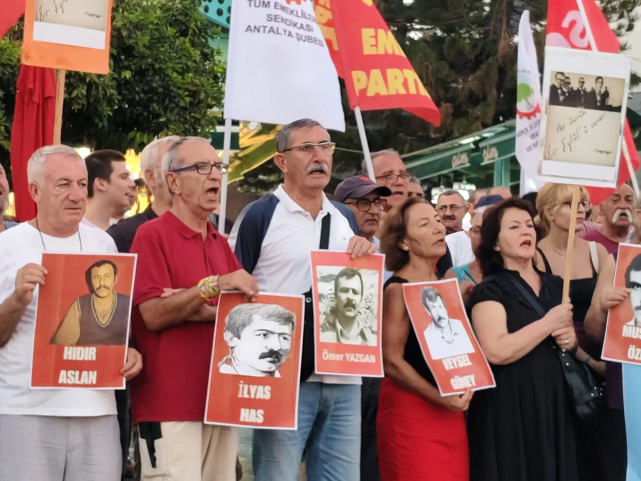 12 eylül antalya emek ve demokrasi güçleri anması