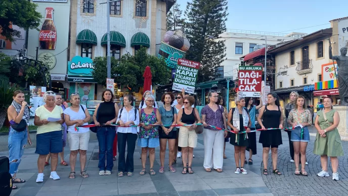 Antalya Kadın Platformu filistin eylemi