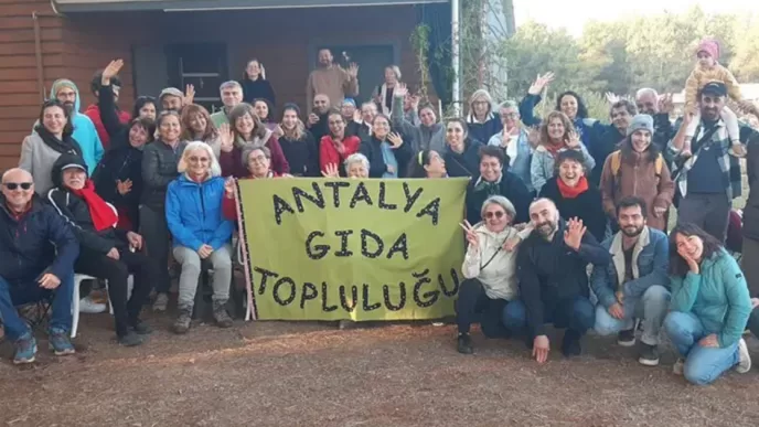 Antalya Gıda Topluluğu takas pazarı